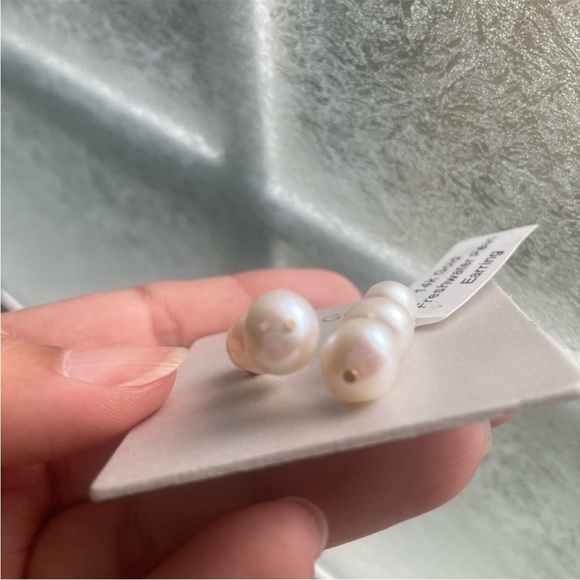 14ct.Gold Freshwater Pearl Earrings - Picture 11 of 17